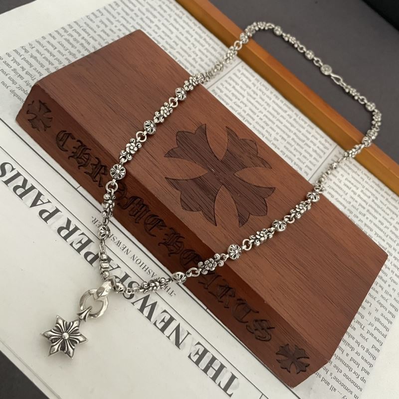 Ch**me He**ts necklaces